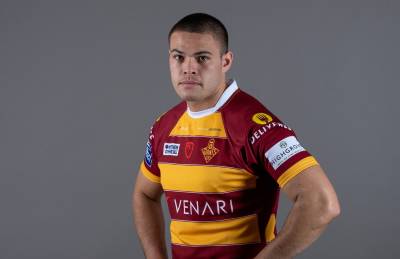 Highgrove Beds become Giants Kit Partner