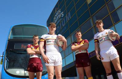 First Bus partners with Huddersfield Giants to support Academy and greener goals.