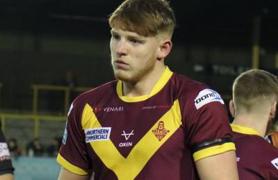 JACK BILLINGTON TO JOIN BARROW