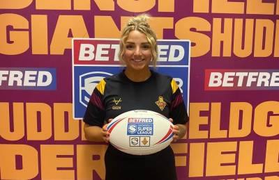 JOHNSTONE JOINS GIANTS WOMEN SQUAD