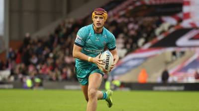 ROBINSON NAMES 21-MAN SQUAD FOR WIGAN