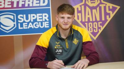 YOUNG BACK-ROW STAR SIGNS NEW DEAL