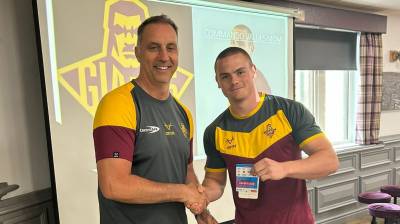 SYKES WINS COMMANDO VALUES MAN OF THE MATCH VS WIGAN