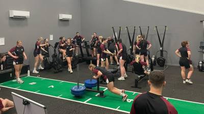 GIANTS WOMEN UTILISE HUDDERSFIELD UNIVERSITY FACILITIES